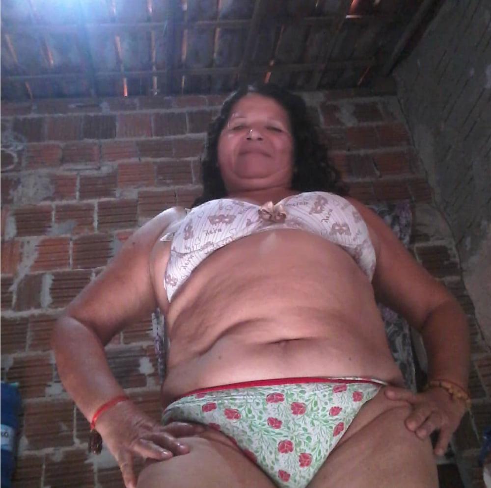 24P Sexy Friend Bazilian Mature