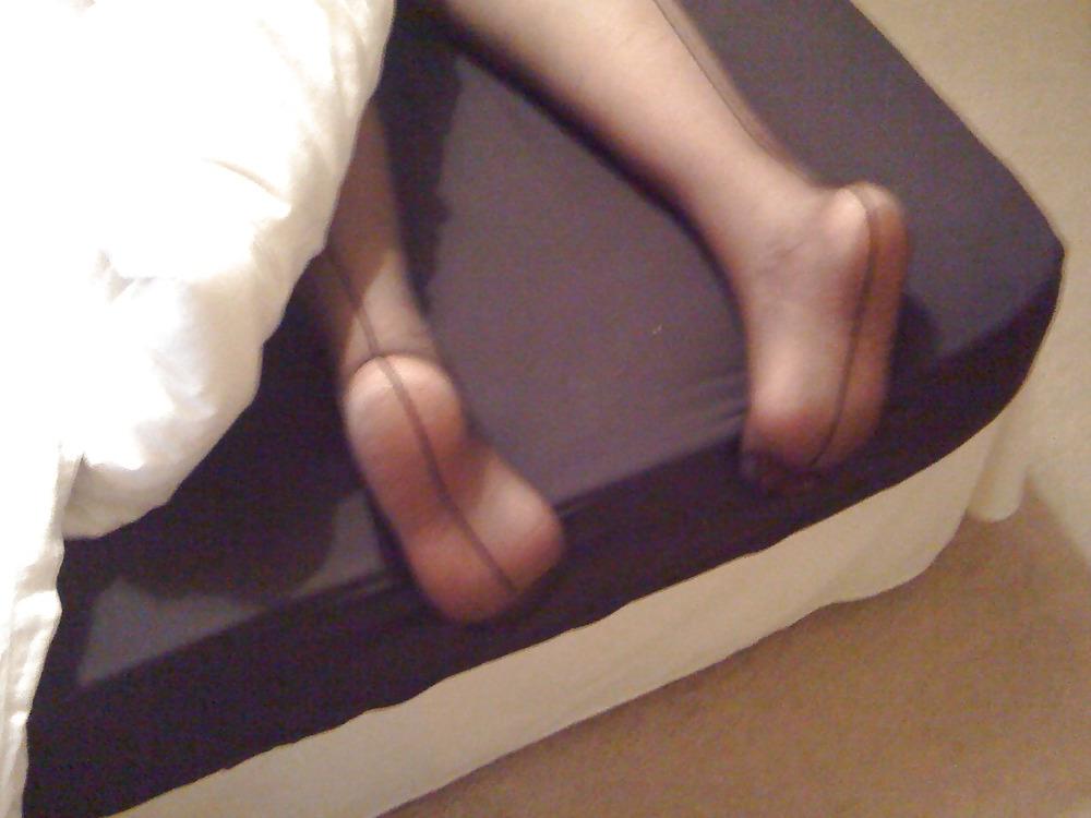 23P WIFE IN TIGHTS 2