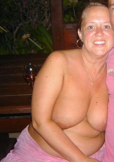25P Average Looking Women 148