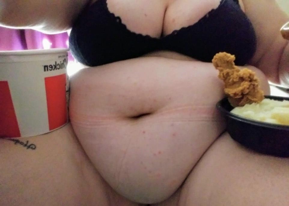 25P Fat Belly Girls Make Me Hard