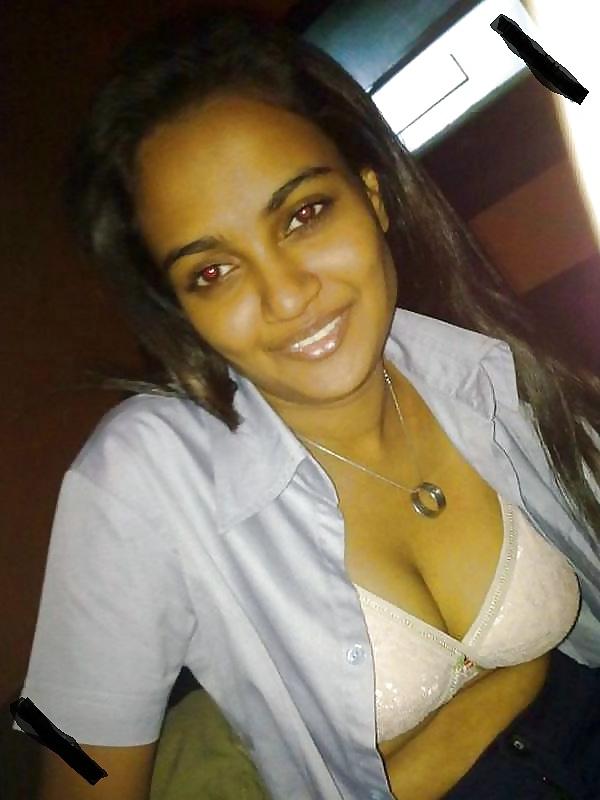 13P Salini The Call Girl From India 