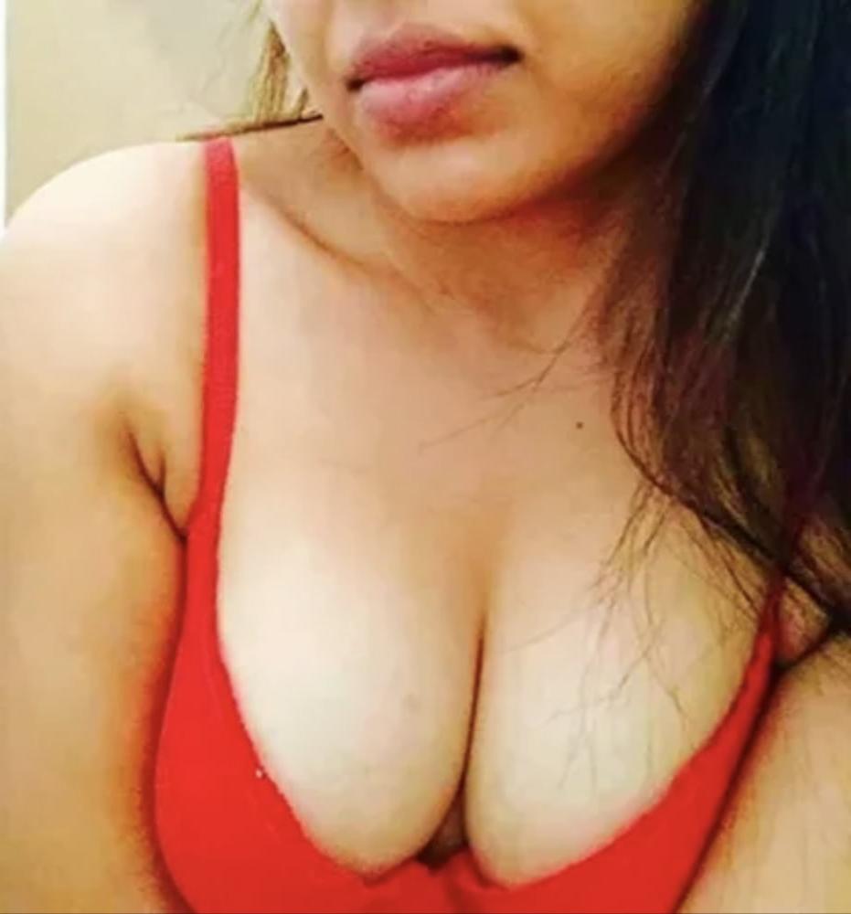 25P Indian hot &amp; sexy housewife