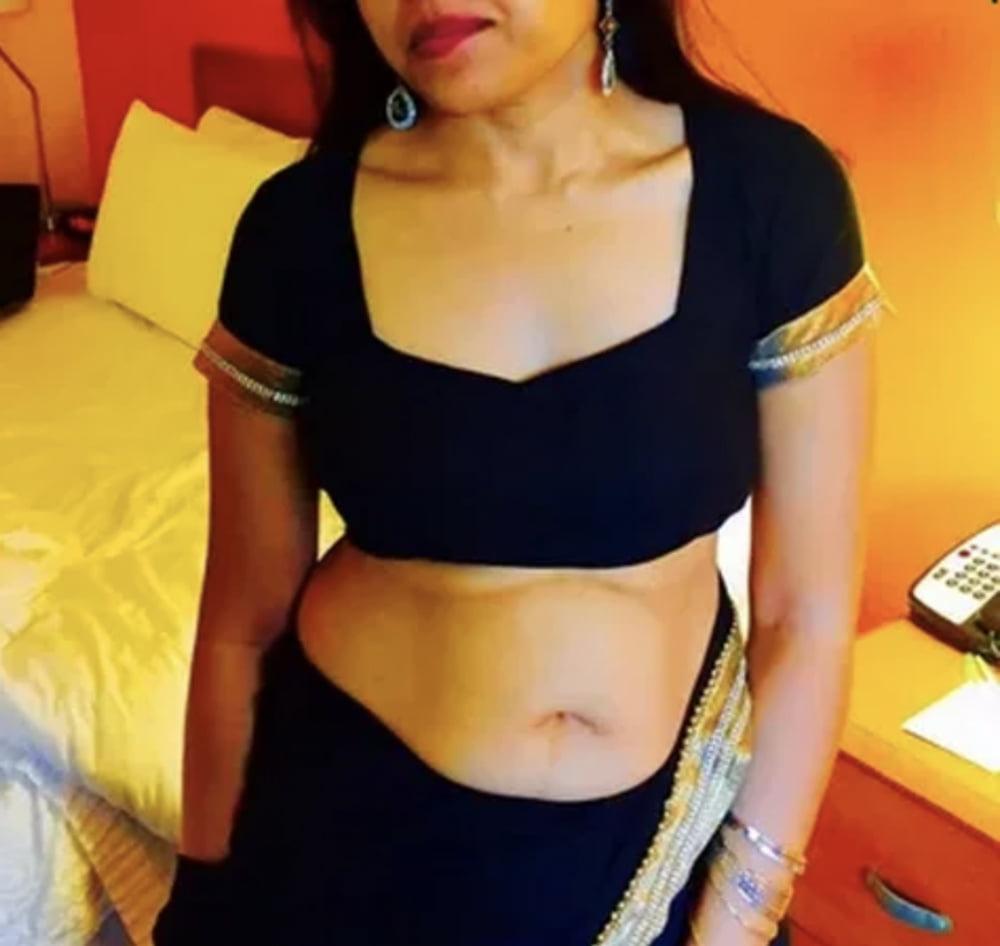 25P Indian hot &amp; sexy housewife