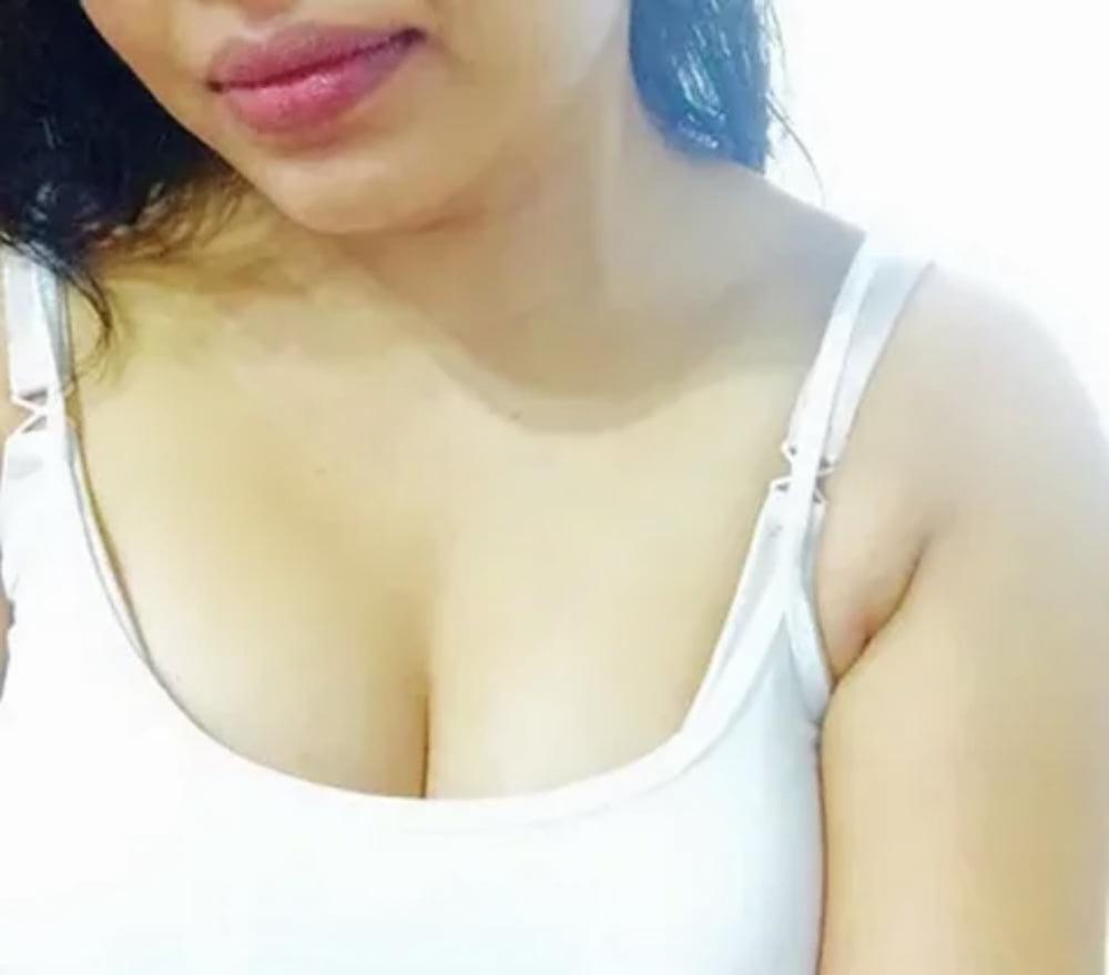 25P Indian hot &amp; sexy housewife