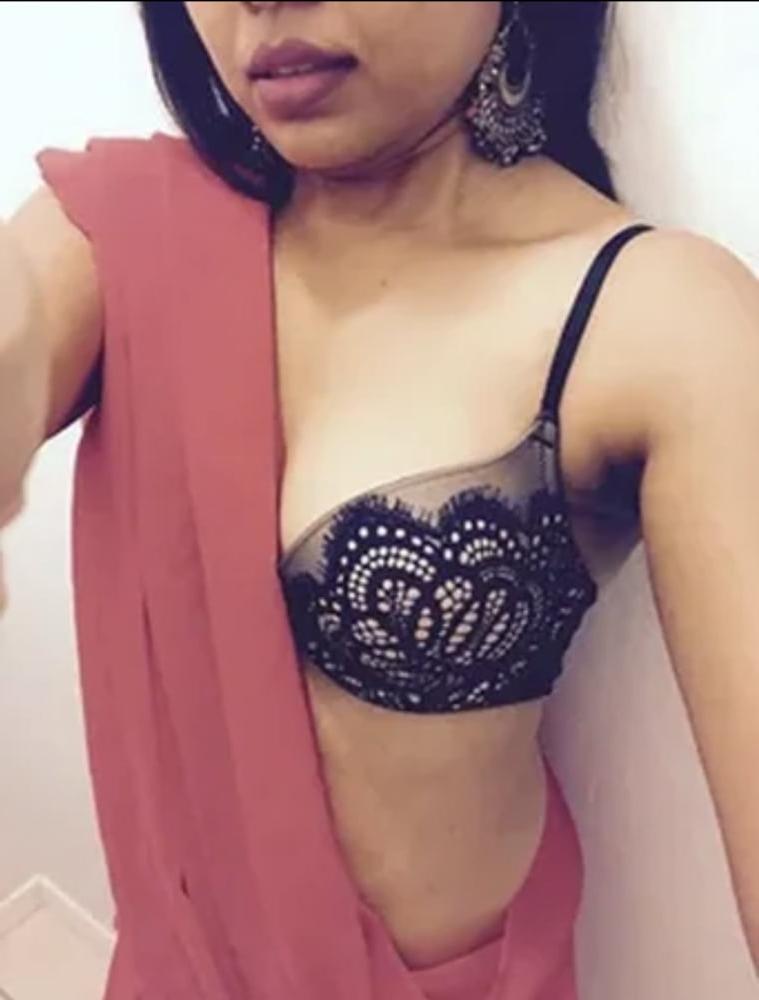 25P Indian hot &amp; sexy housewife
