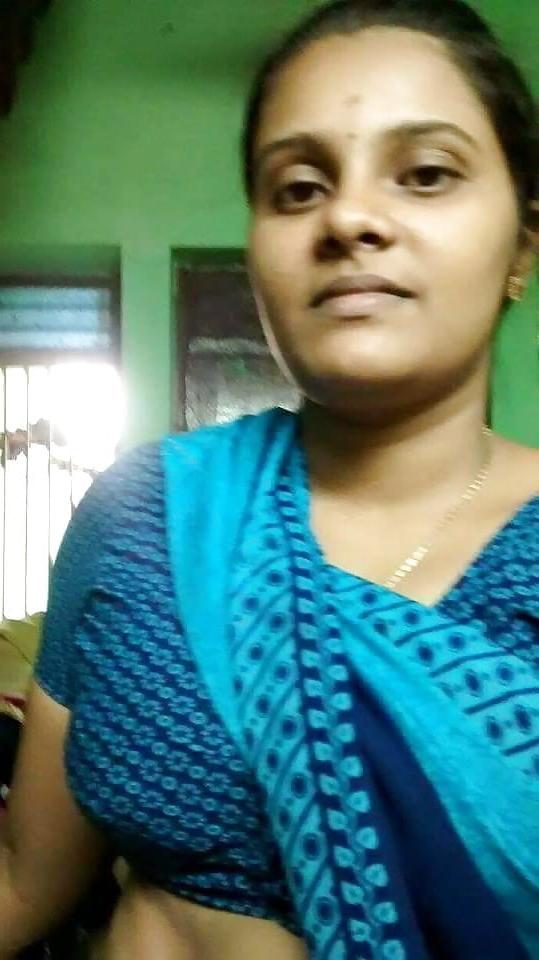 25P Tamil aunty Tits show
