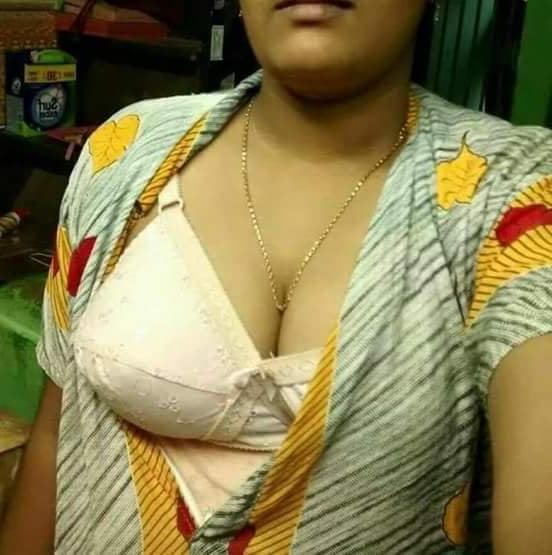 25P Tamil aunty Tits show