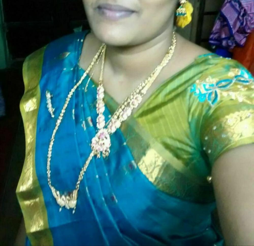 25P Tamil aunty Tits show