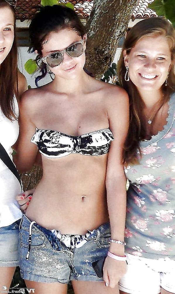 25P My favourite celeb belly buttons