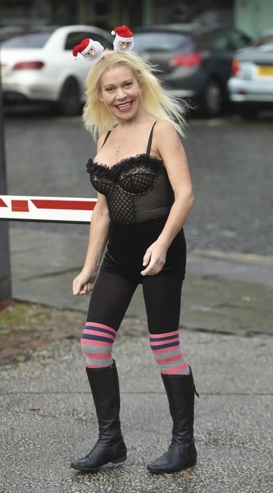 22P Jelly belly Tina Malone