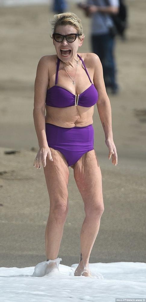 22P Jelly belly Tina Malone
