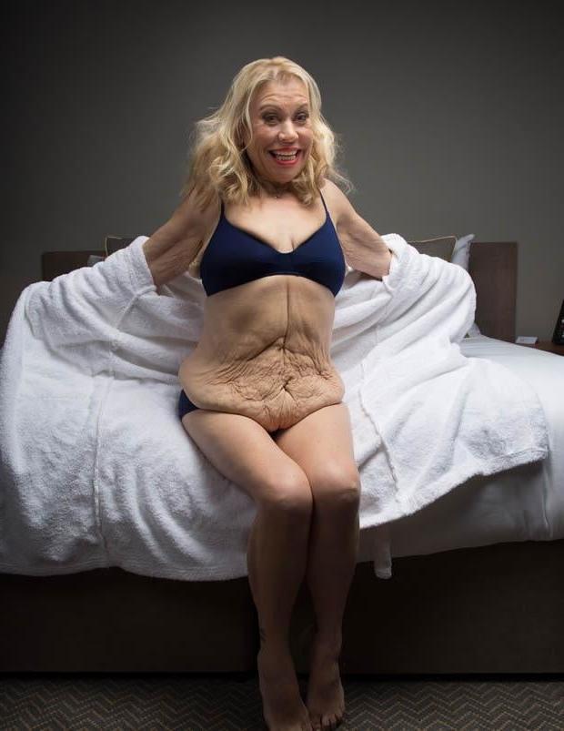 22P Jelly belly Tina Malone