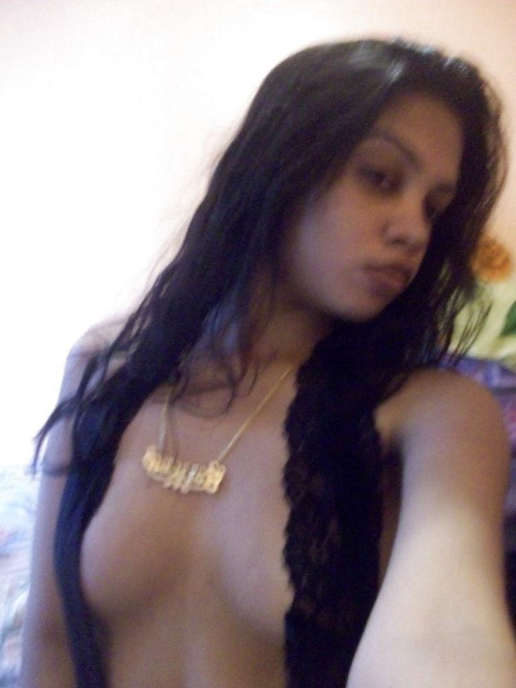 20P Nikita with Boy Friend