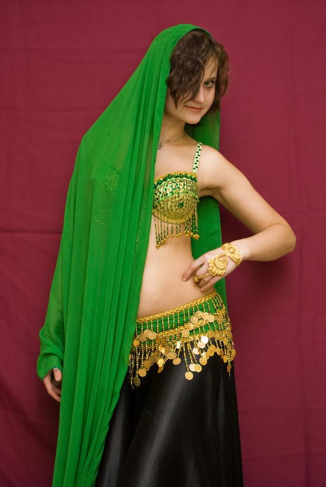 25P Belly Dancers