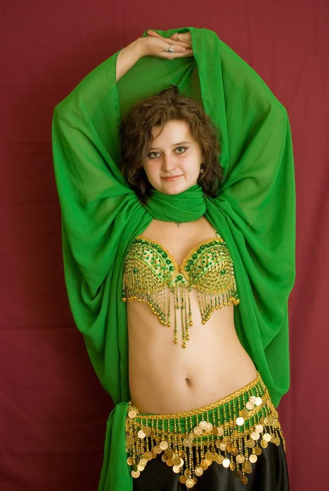 25P Belly Dancers