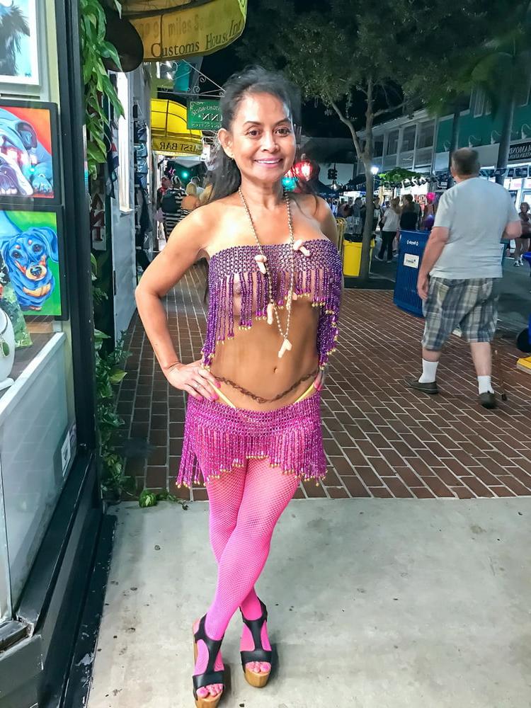 25P Belly Dancers