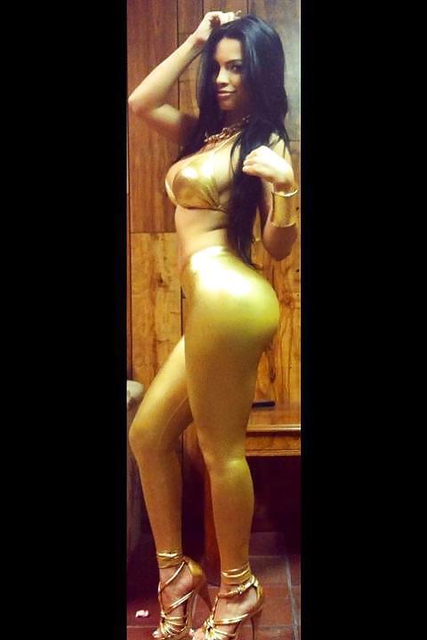 25P DAYAMI HOT CUBAN THAT ALL WE WANNA BANG HER!