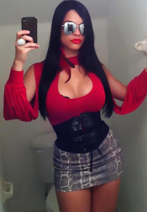 25P DAYAMI HOT CUBAN THAT ALL WE WANNA BANG HER!