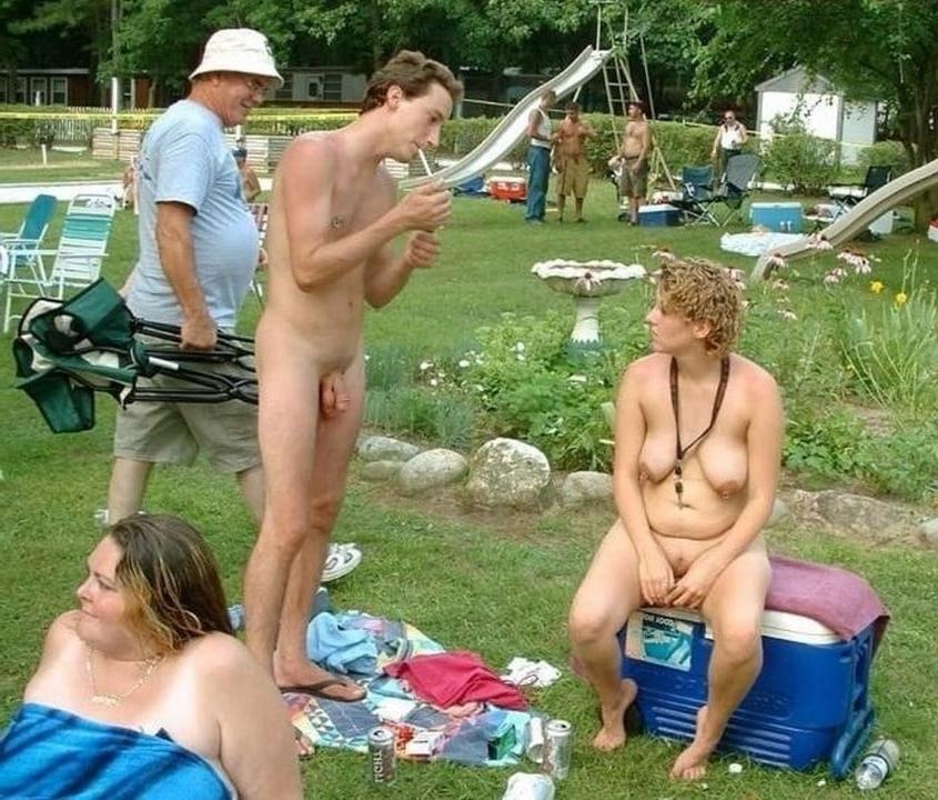 25P Couple Outdoors 27