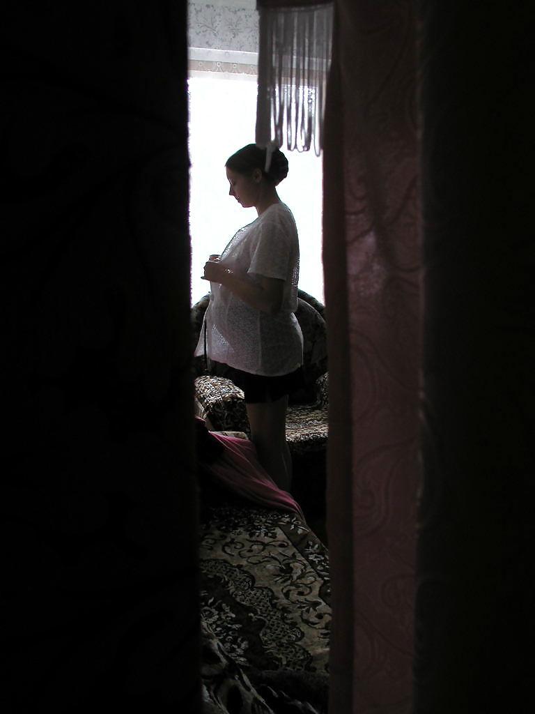 25P Pregnant Girl Voyeured Changing