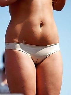 25P camel toe