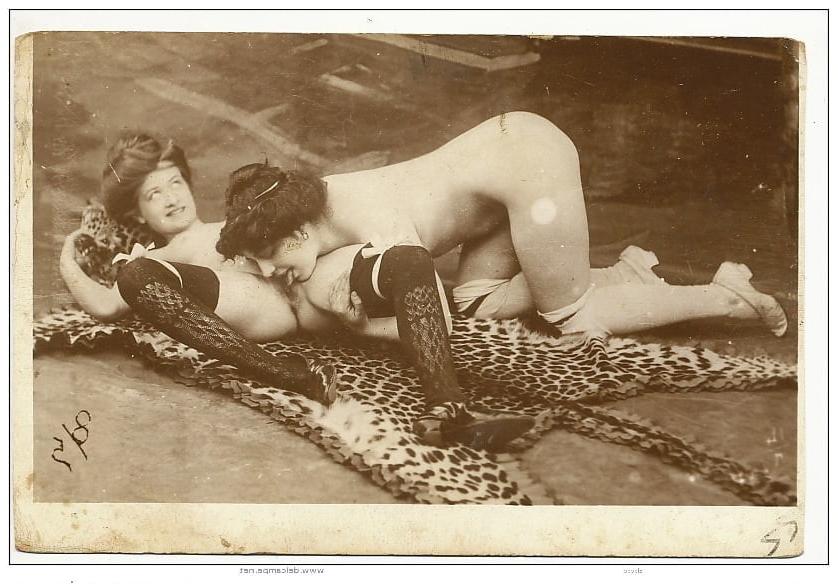 25P Interbellum  (in her belly?)