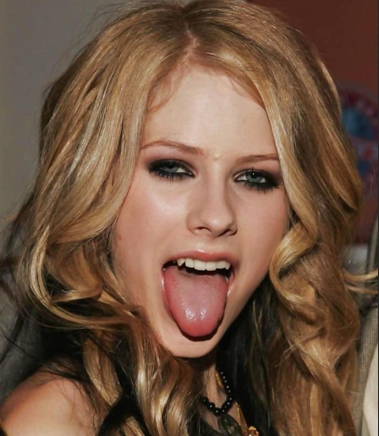 25P Tongues are so sexy, covered or uncovered