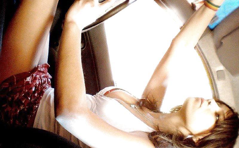 25P Cleavage in car