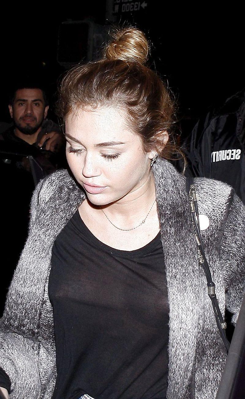 25P Miley cyrus