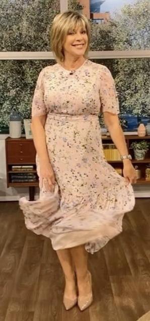 25P Cougar Town- Ruth Langsford pt.13
