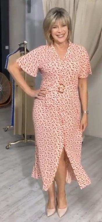 25P Cougar Town- Ruth Langsford pt.13