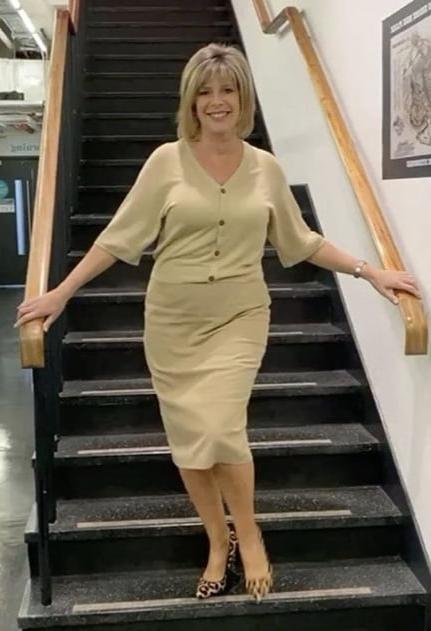 25P Cougar Town- Ruth Langsford pt.13