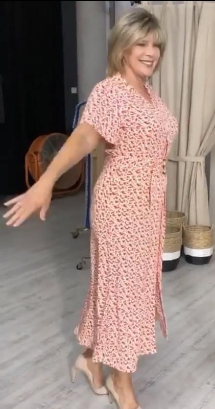 25P Cougar Town- Ruth Langsford pt.13