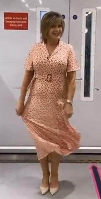 25P Cougar Town- Ruth Langsford pt.13