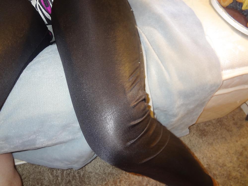 25P Shiny Leggings.Panties.Cum