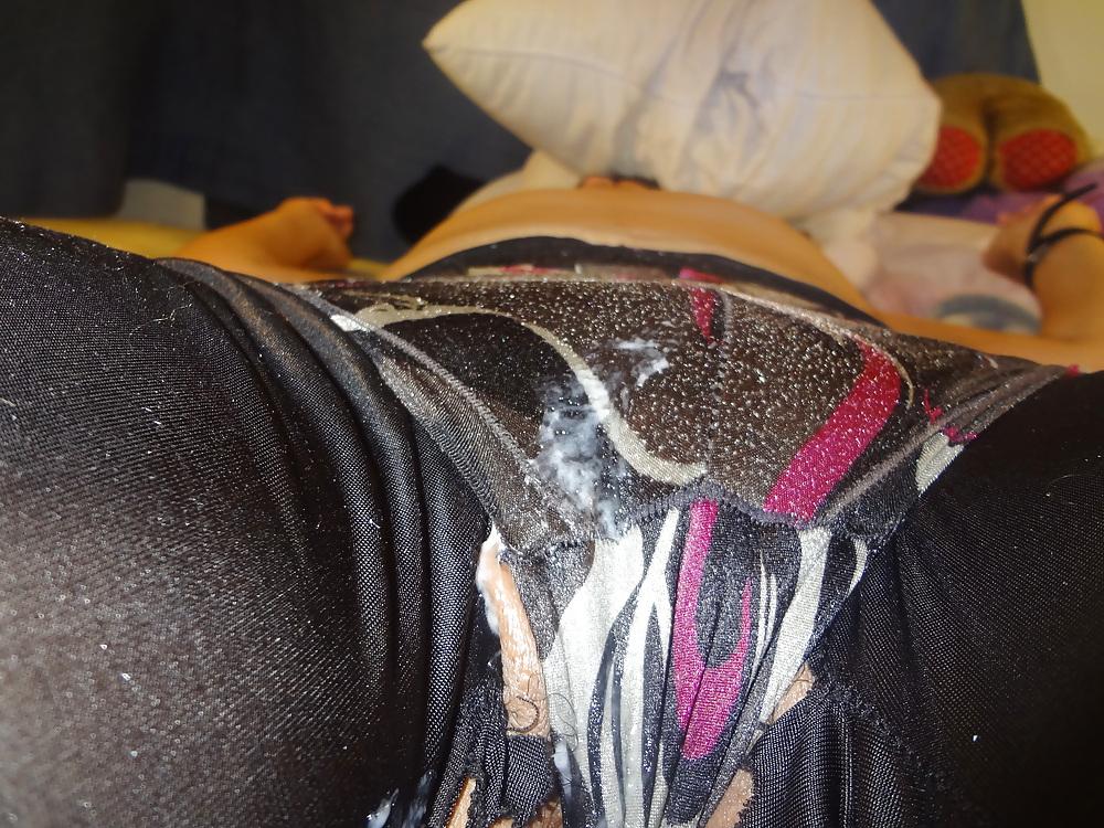 25P Shiny Leggings.Panties.Cum