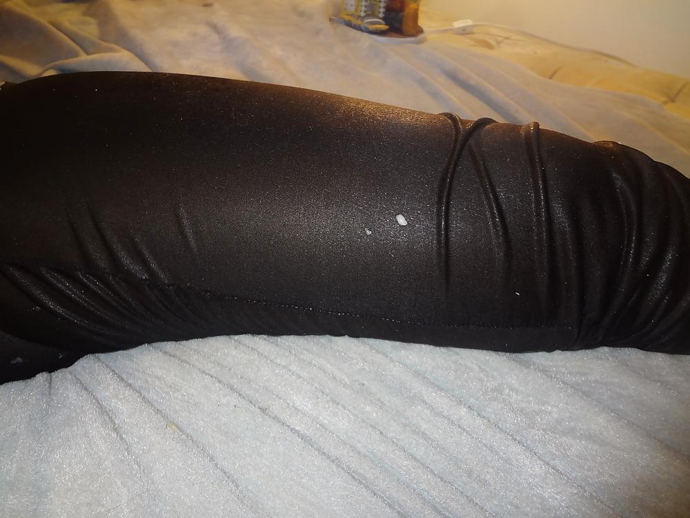 25P Shiny Leggings.Panties.Cum