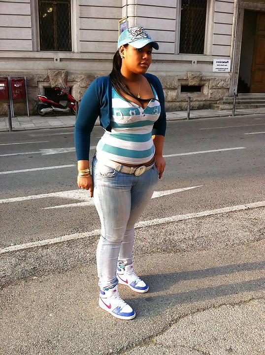 9P MORE DOMINICAN GIRL
