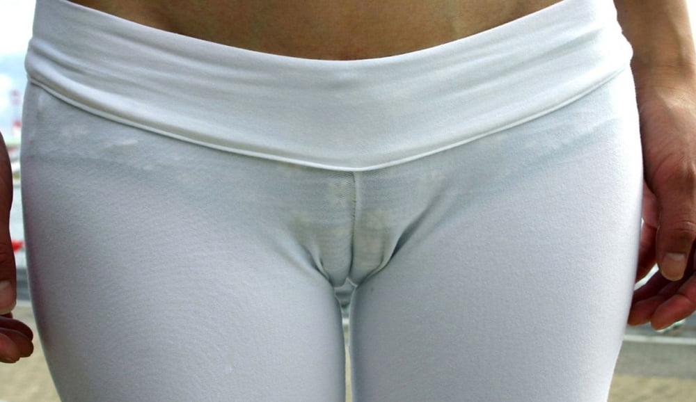 25P camel toe