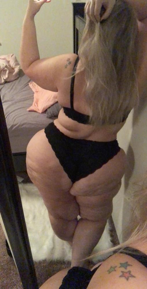 25P Girls I Would Blast Huge Loads Inside BBW Pawg Belly Hang #2