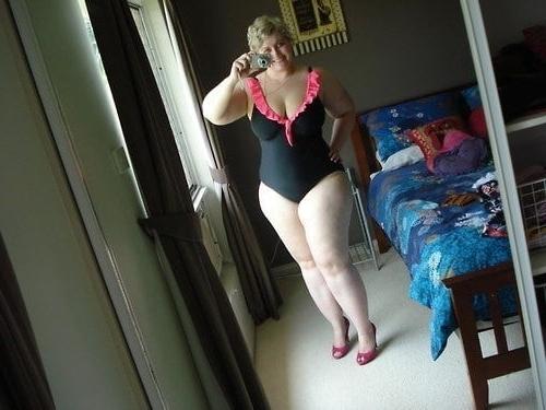 25P Girls I Would Blast Huge Loads Inside BBW Pawg Belly Hang #2