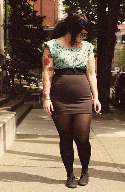 25P Girls I Would Blast Huge Loads Inside BBW Pawg Belly Hang #2