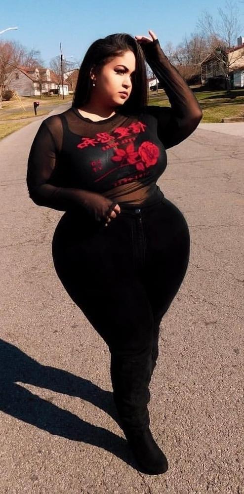25P Girls I Would Blast Huge Loads Inside BBW Pawg Belly Hang #2