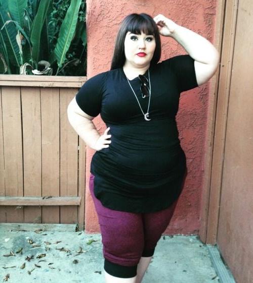 25P Girls I Would Blast Huge Loads Inside BBW Pawg Belly Hang #2