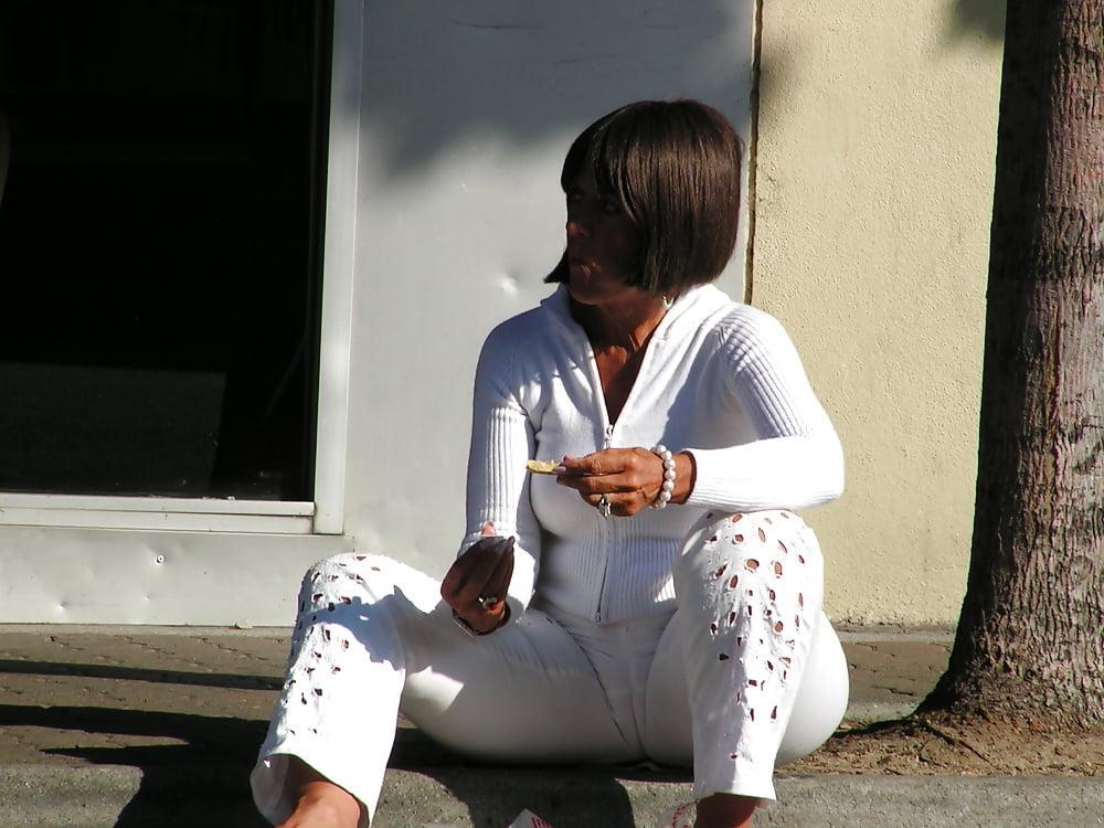 25P Camel Toe 26