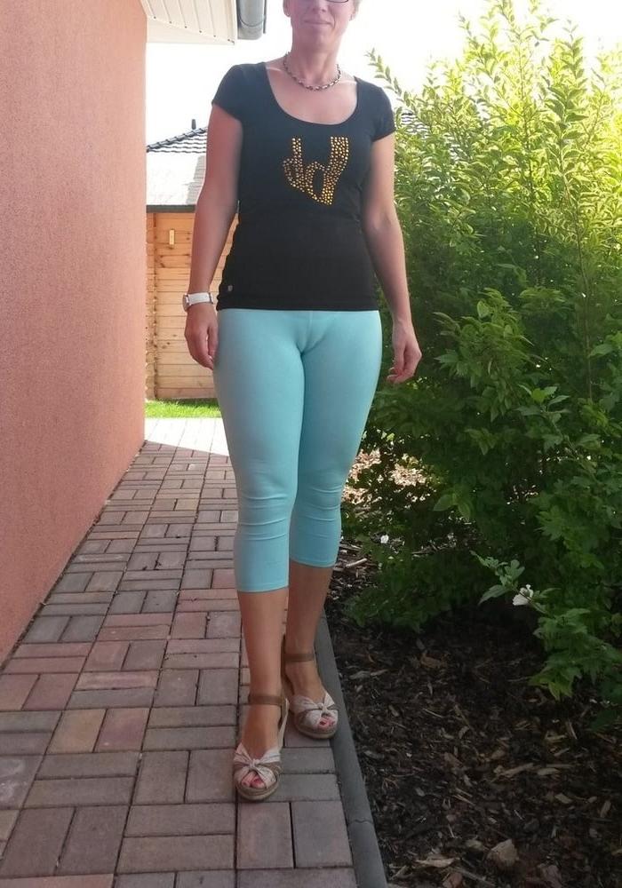 25P Camel Toe 26