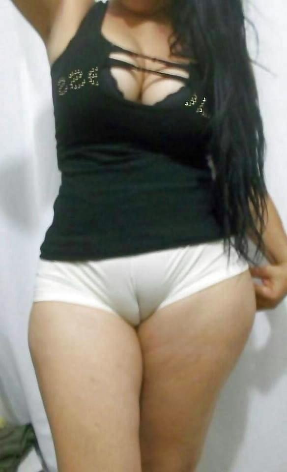 25P Camel Toe 26