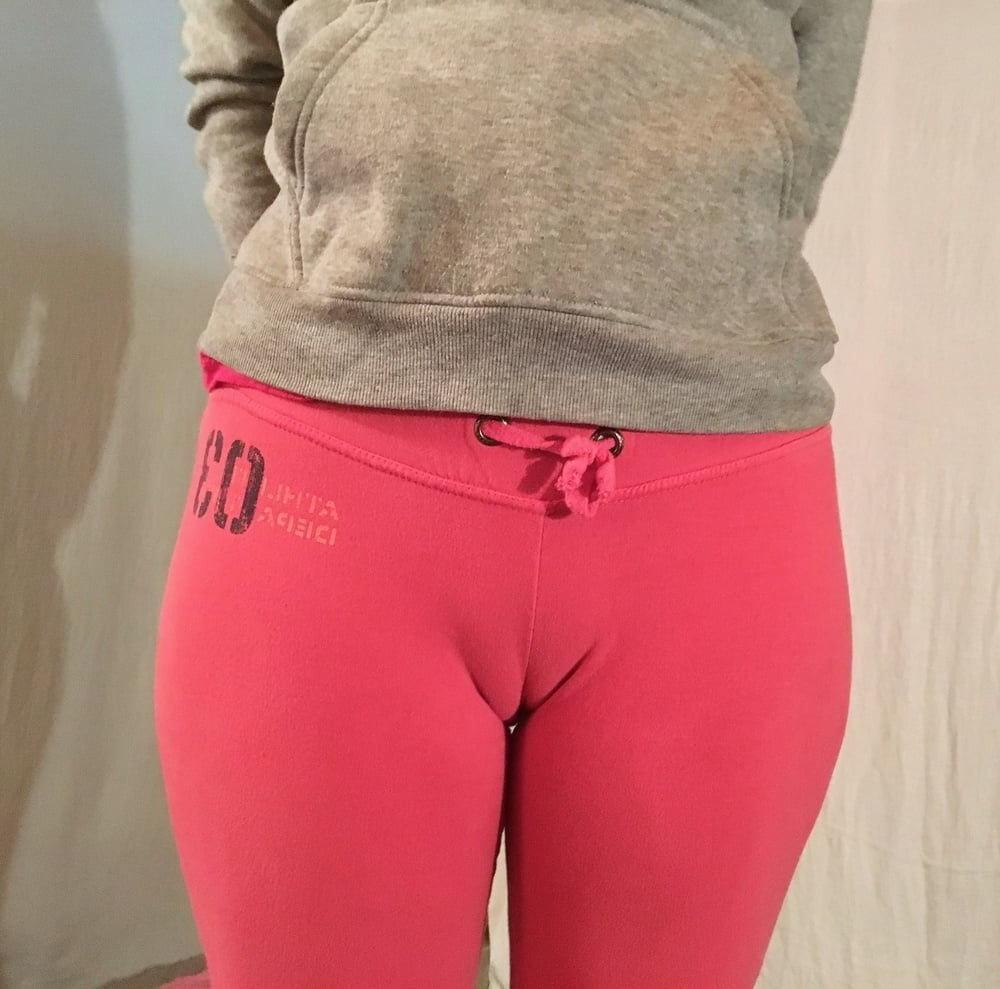 25P Camel Toe 26