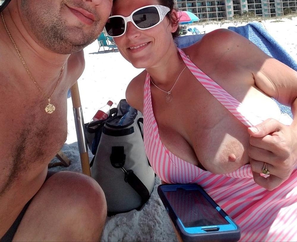 25P Show me your tits 118.