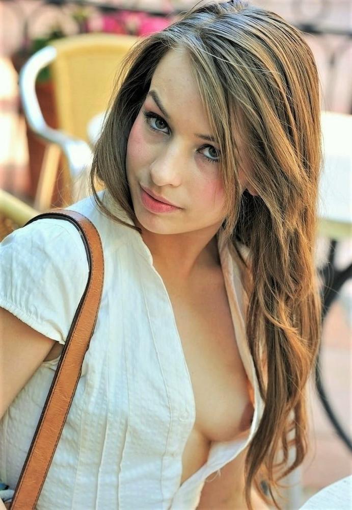 25P Show me your tits 119.